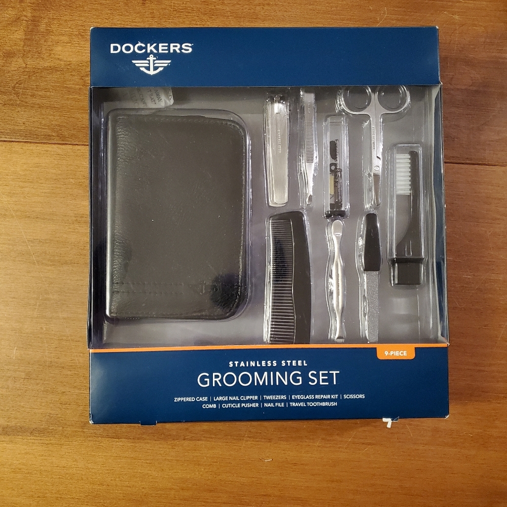 NIB Dockers Stainless Steel Grooming Set
